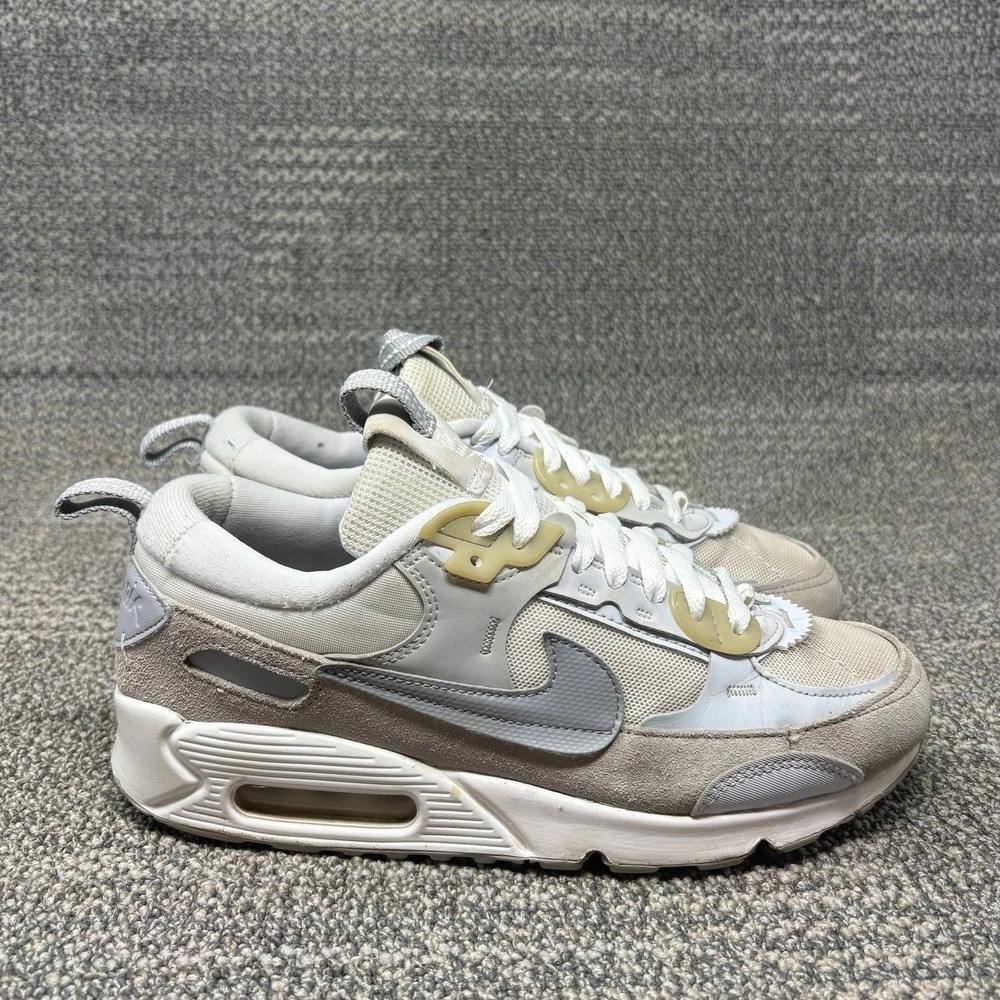 Nike Air Max 90 Futura Summit Women's Size 8 White Grey Sneakers DM9922-103